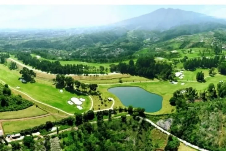 Penyelesaian Lido Golf...