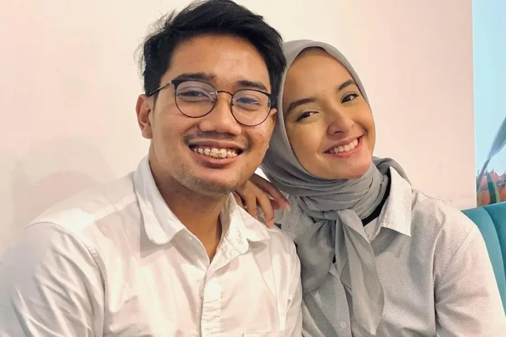 Profil Nabila Ishma,...