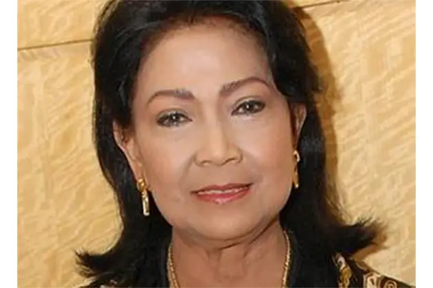 Rima Melati Sakit, Jenny...