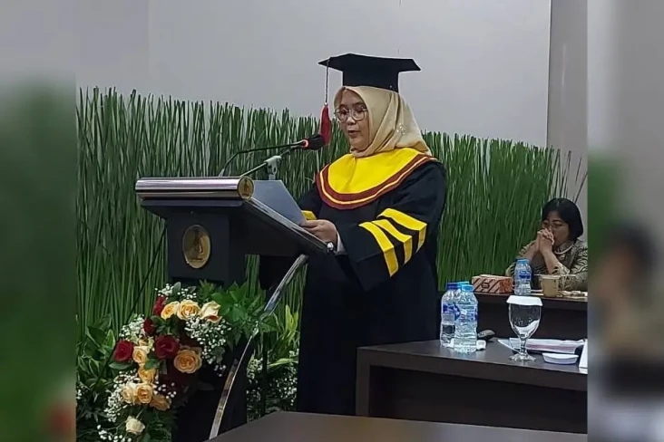Lulus Sidang Terbuka,...