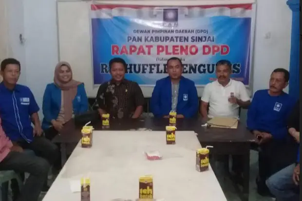 Anggota DPRD Sinjai...