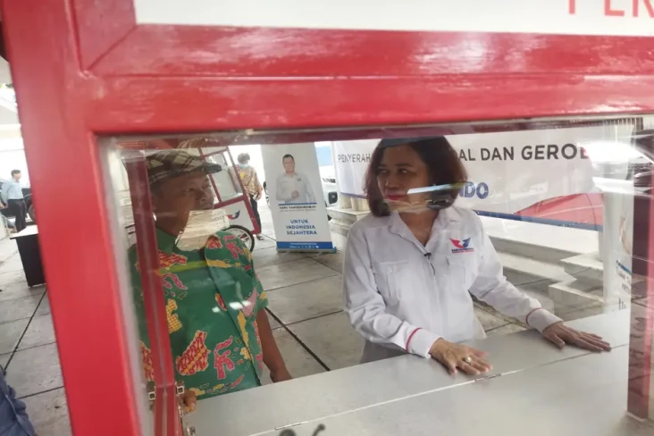 Bagikan Gerobak UMKM,...