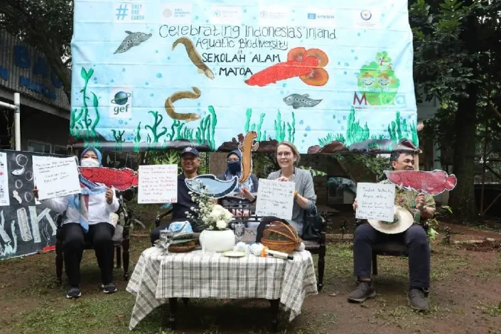 PBB Ajak Siswa Sekolah...