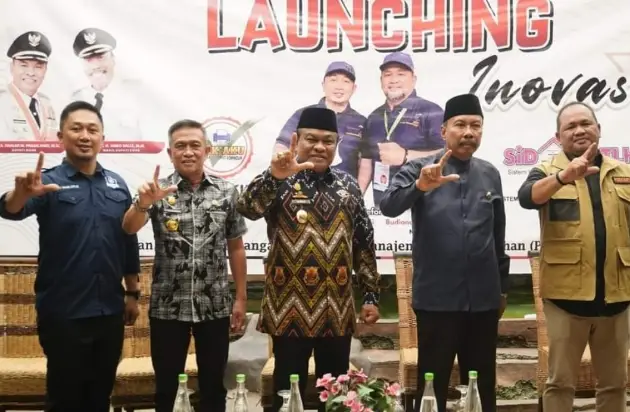 Bupati Fahsar Dorong...