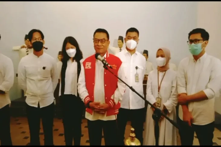 Sekolah Staf Presiden...