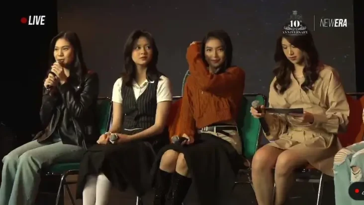 JKT48 Rilis Single Flying...