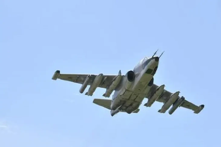 Jet Tempur Su-25 Rusia...