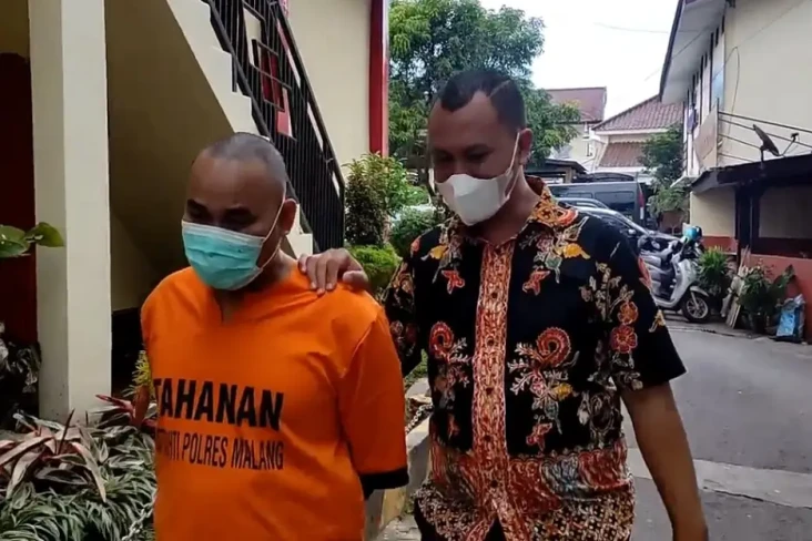 Detik-detik Gadis 19...