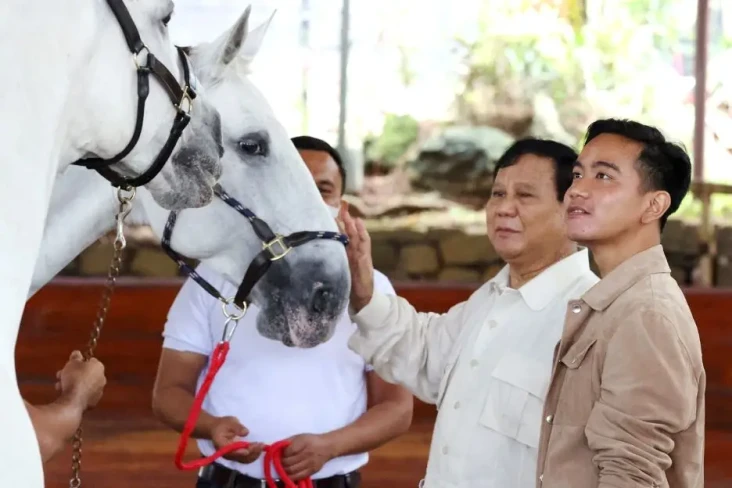 Momen Prabowo Ajarkan...