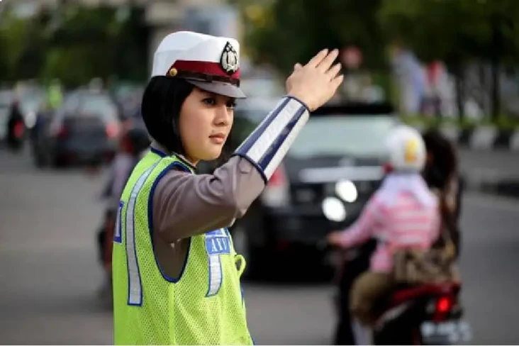 Ingin Jadi Polwan? Berikut...