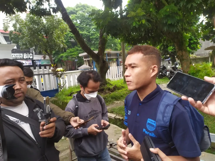 2 Bobotoh Tewas Terinjak-injak...