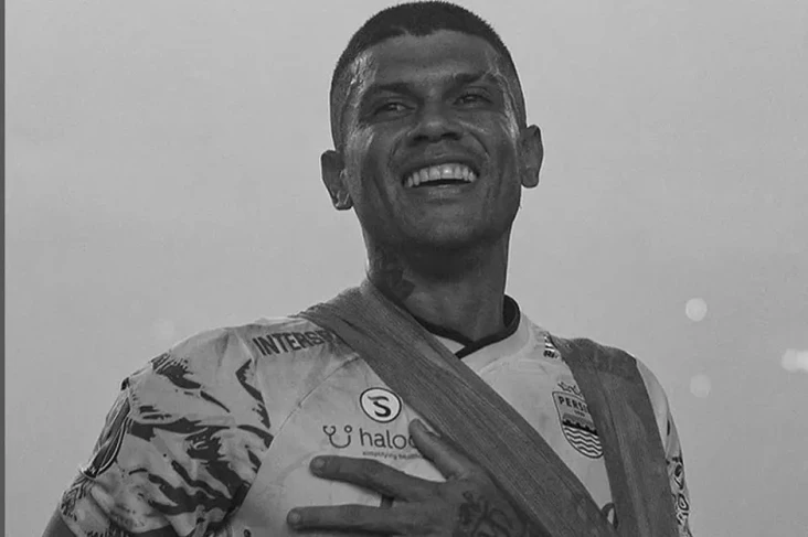 Cedera Bahu, Ciro Alves...