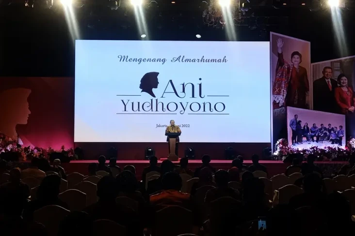 SBY: Mencintai Negara...