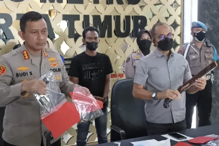 Polisi Buru 2 Pelaku...