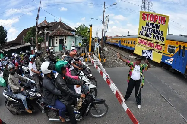 Rawan Kecelakaan, KAI...