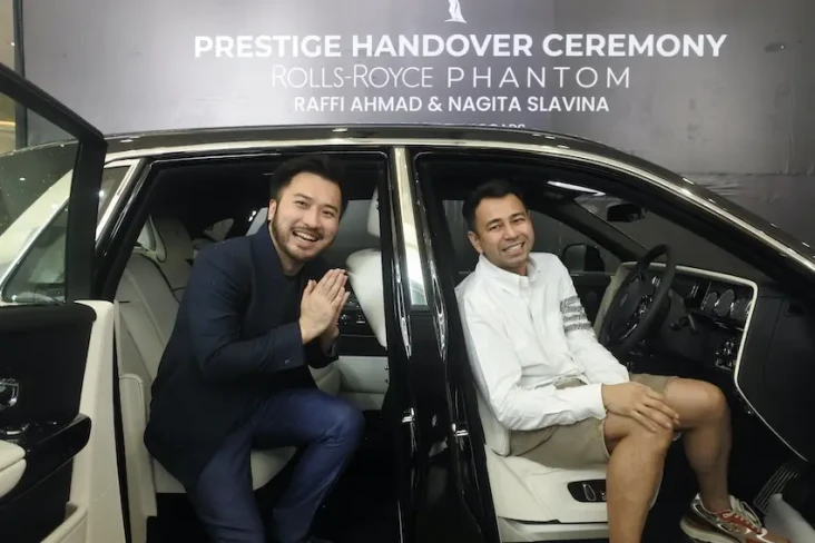 Raffi Ahmad Beli Rolls...