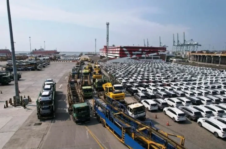Ekspor Mobil Indonesia...