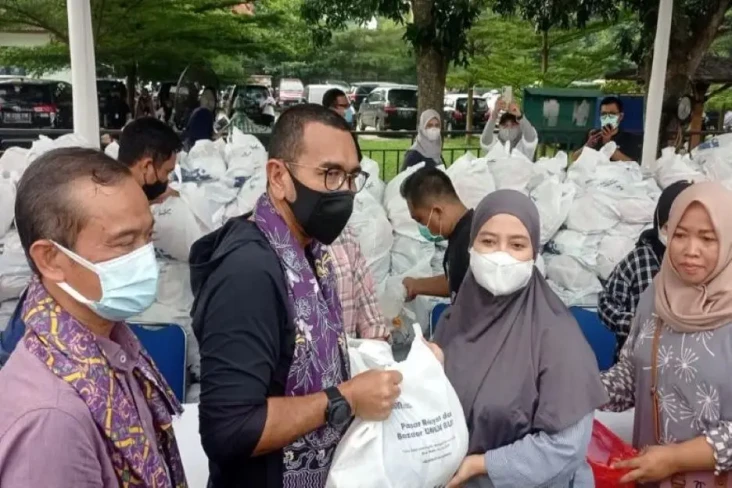 Bantu Pelaku UMKM, 3...