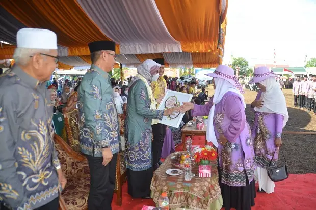 Pawai Ta’aruf Meriahkan...