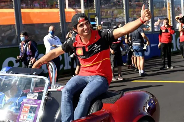 Ferrari Desak Carlos...