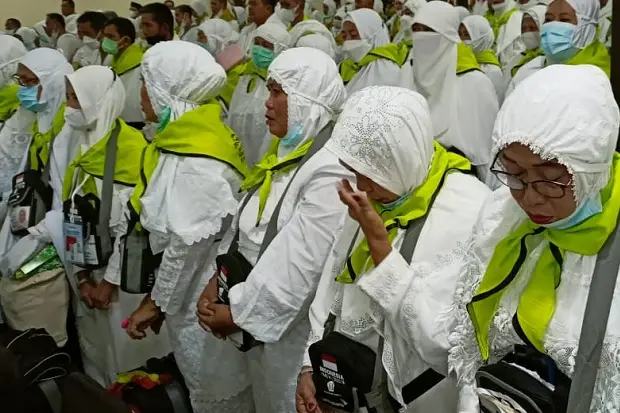 Isak Tangis Warnai Pelepasan...