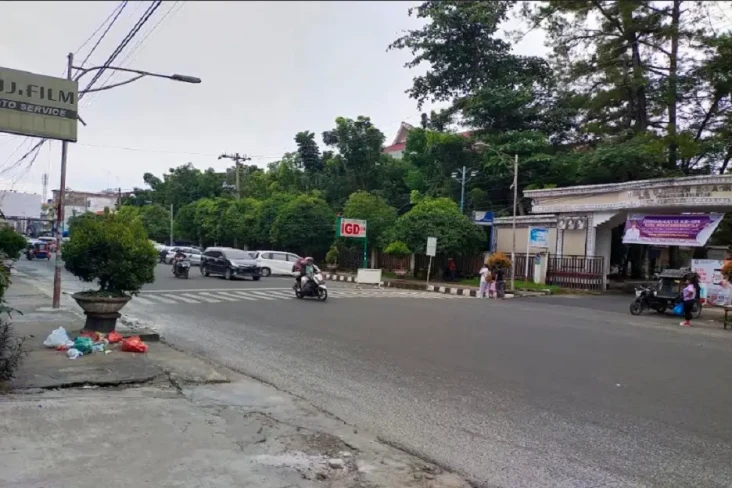 Sampah Berserakan, Program...