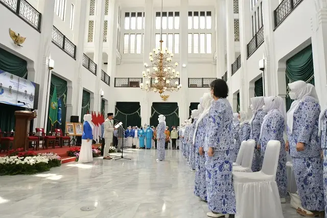 Ridwan Kamil Ajak Iwapi...