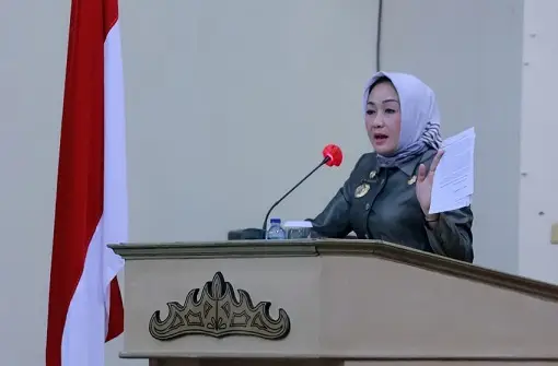 Bupati Winarti Sampaikan...