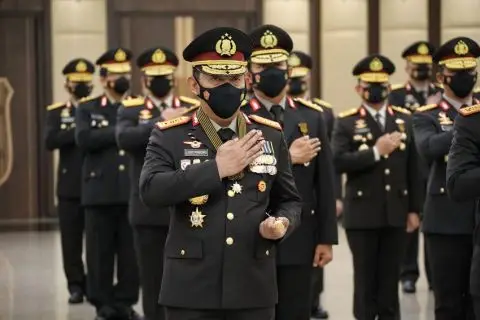 Ini Perbedaan Pangkat...