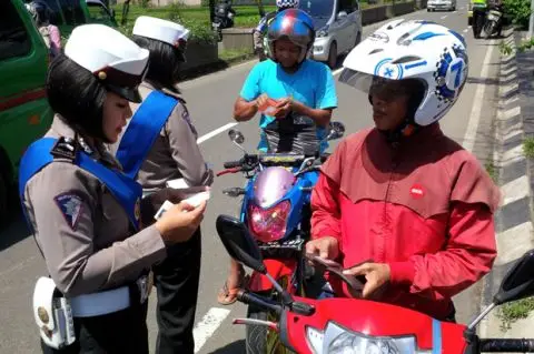 Sasar Penunggak Pajak,...