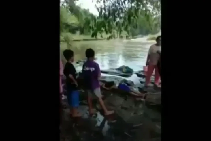 Berniat Selamatkan Teman...