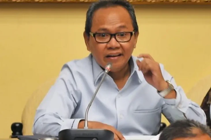 Lawan Radikalisme, DPR...