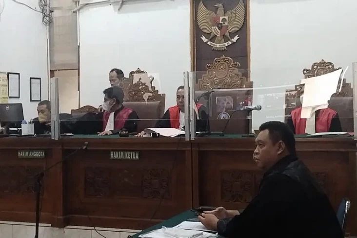 Digelar Virtual, Sidang...