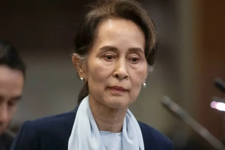 Junta Myanmar Pindahkan...