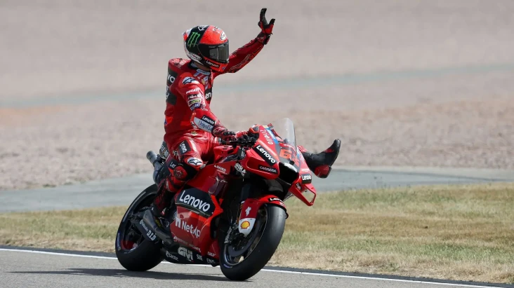 Francesco Bagnaia Cari...