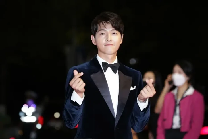 5 Artis Korea yang Pernah...