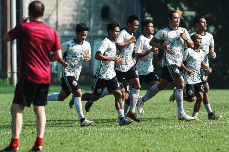 Persija vs Borneo FC:...
