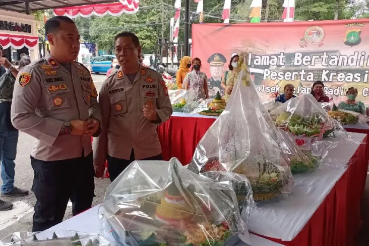 Semarak Lomba Nasi Tumpeng...