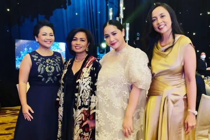 Tampil Anggun, Nagita...