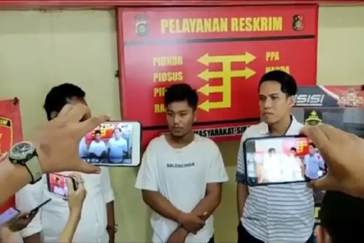 Gasak Puluhan Motor...