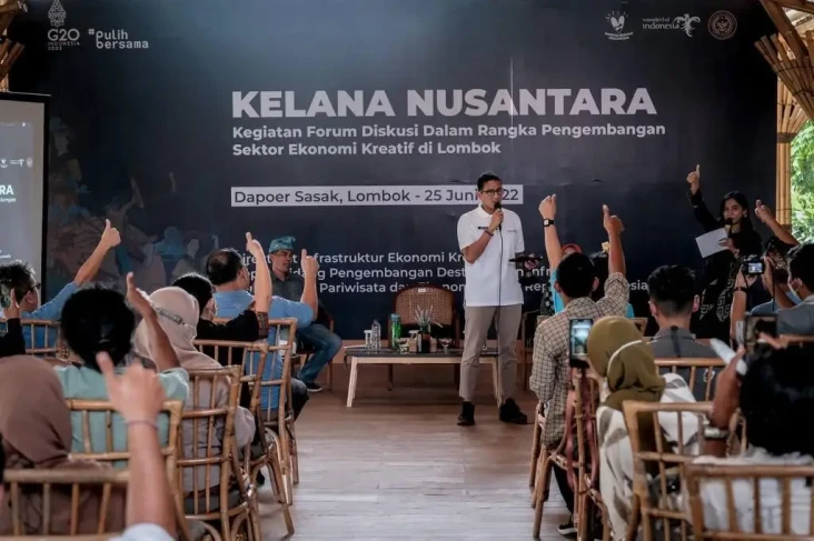 Sandiaga Uno: 2022,...