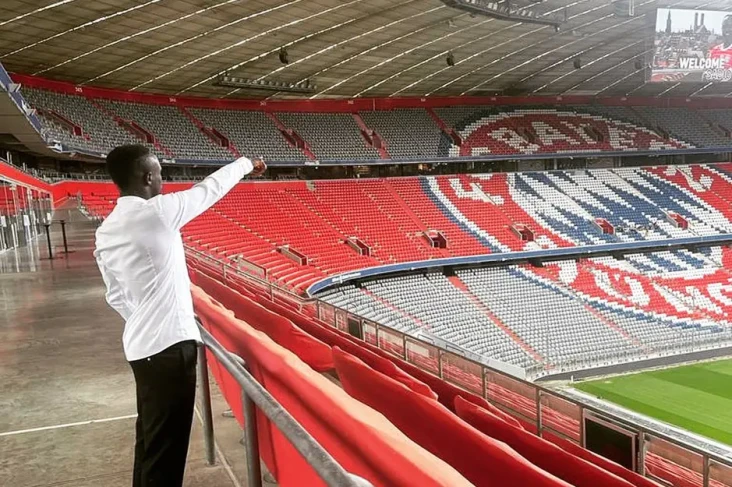 Sadio Mane Pilih Nomor...