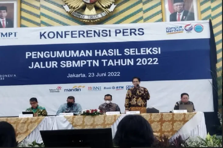 10 Peserta dengan Nilai...