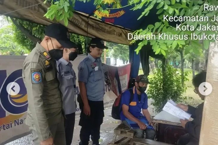 Satpol PP Cipinang Cempedak...