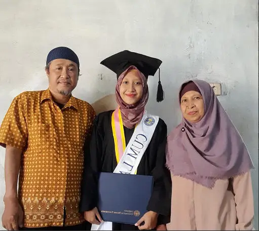Cerita Hesti, Putri...