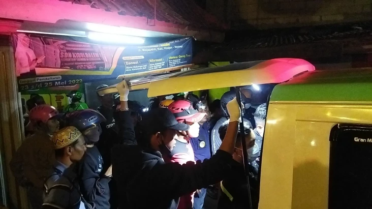 Pria Tewas Diduga Bunuh...