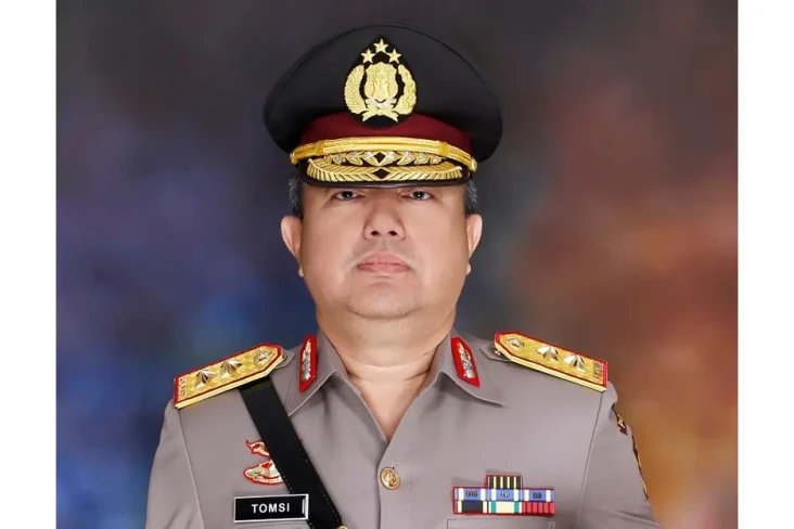 Profil Tomsi Tohir Balaw,...