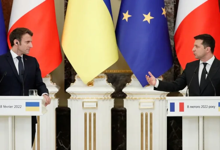 Macron Tolak Tetapkan...