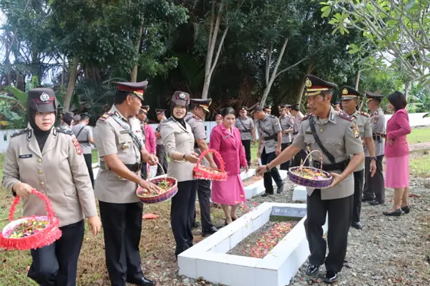 HUT Bhayangkara ke-76,...