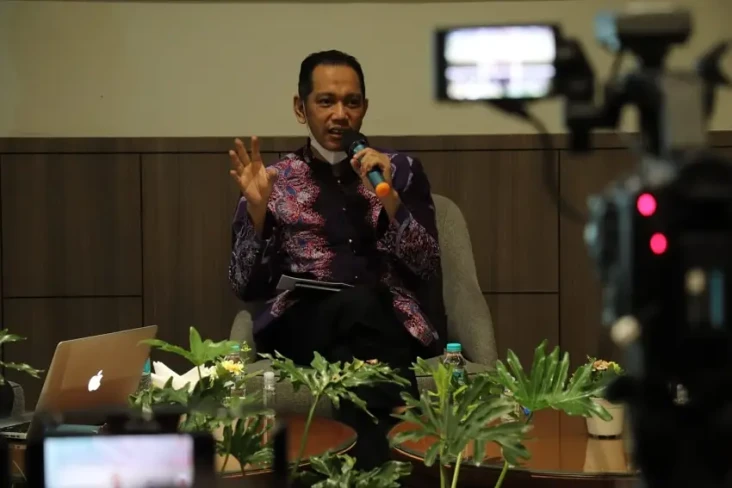 Nurul Ghufron: Revitalisasi...